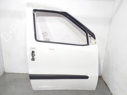 Used Right front door OPEL COMBO Box Body/MPV (X12) 1.3 CDTI (B05) (90 hp) 25122036