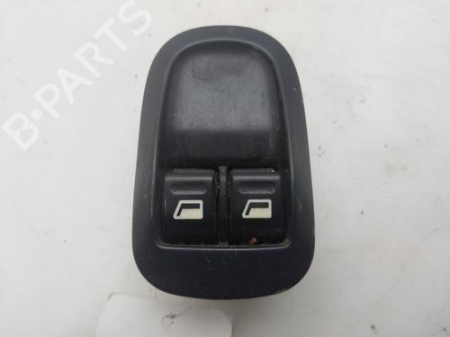 Used Left front window switch Left front window switch PEUGEOT 206 Hatchback (2A/C) 1.9 D (69 hp) 33192092 33192092