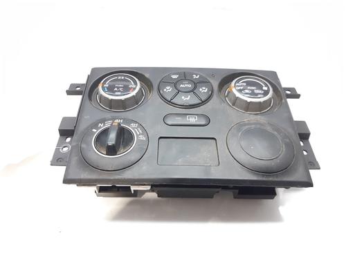 Used Climate control Climate control SUZUKI GRAND VITARA II (JT, TE, TD) 1.9 DDiS All-wheel Drive (JT419, TD44, JB419WD, JB419XD,... (129 hp) 11177494 11177494