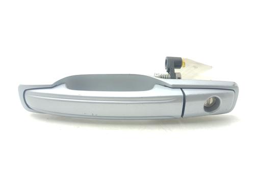 Used Front left exterior door handle SSANGYONG RODIUS II [2013-2025]  29358028