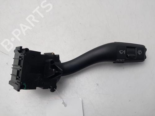 Używane Przełącznik zespolony kolumny kierowniczej Przełącznik zespolony kolumny kierowniczej AUDI A4 B6 (8E2) 1.9 TDI (130 hp) 35954730 35954730