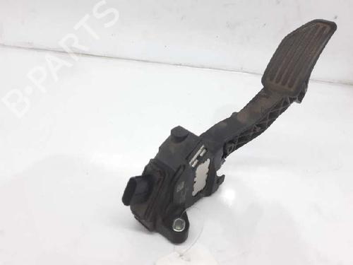 Used Pedal TOYOTA YARIS (_P13_) 1.0 (KSP130_, KSP130) (69 hp) 4945362