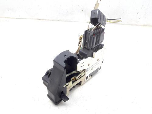 Used Rear left lock Rear left lock JAGUAR S-TYPE II (X200) 2.7 D (207 hp) 9742939 9742939