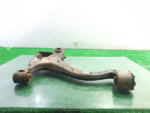 Right front suspension arm LAND ROVER DISCOVERY III (L319) 2.7 TD 4x4 | BP6925767M13 