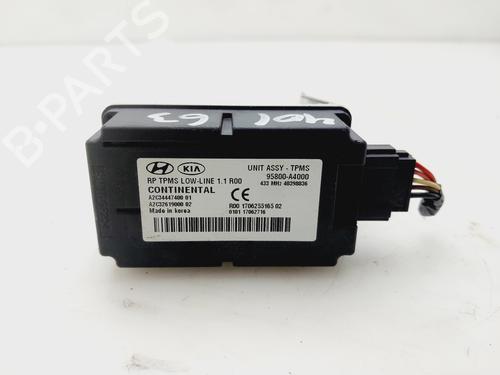 Used Electronic module KIA CARENS IV 1.6 GDi (135 hp) 30977915