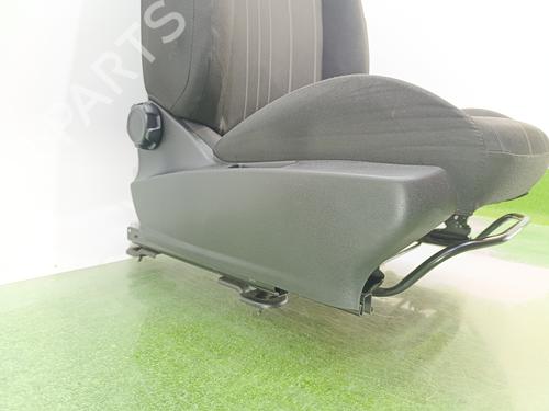 Right front seat CITROËN C4 II (NC_) 1.6 BlueHDi 100 | BP34102332C16  - Image 5