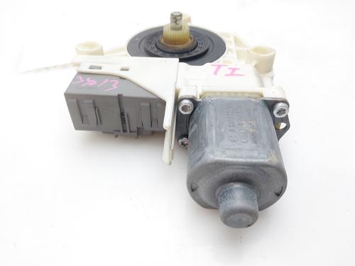 Left rear window motor PEUGEOT 407 (6D_) 2.0 HDi 135 (6DRHRH, 6DRHRE, 6DRHRG, 6DRHRJ) | BP17526856E23 