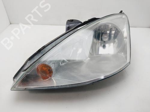 Used Left headlight FORD FOCUS I (DAW, DBW) 1.8 Turbo DI / TDDi (90 hp) 31375239