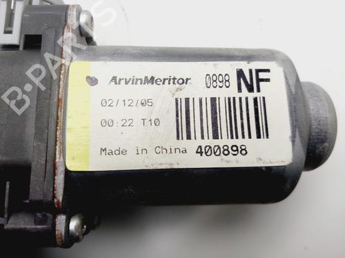 Rudehejsemotor forskærm højre HYUNDAI SONATA V (NF) 2.4 | BP30853831E20