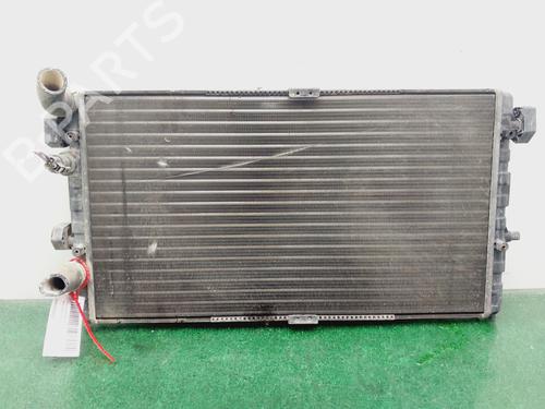 Used Water radiator Water radiator SEAT CORDOBA (6K1, 6K2) [1993-2002] 30832607 30832607