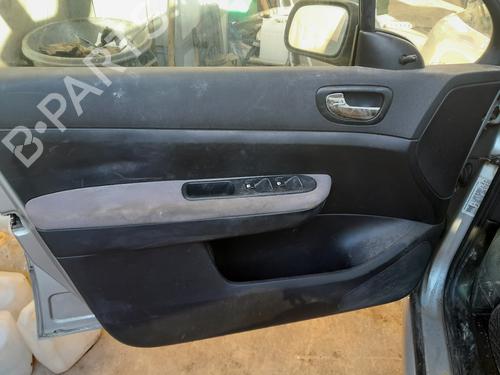 Right front window switch PEUGEOT 307 Break (3E) 2.0 HDI 90 | BP16775781I26 