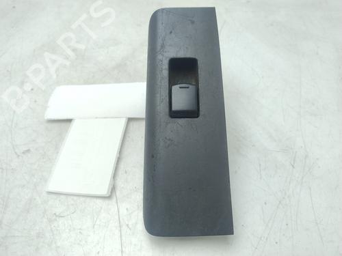 Used Right rear window switch NISSAN NAVARA NP300 (D40) 2.5 dCi 4WD (171 hp) 29531667