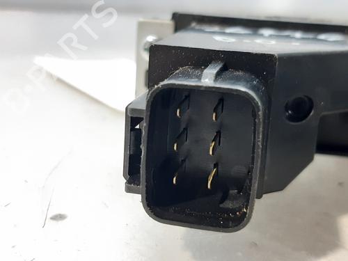 Right front window motor KIA CARENS IV 1.7 CRDi | BP10337838E20 