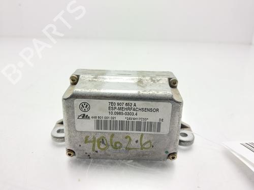Used Electronic module Electronic module VW TOUAREG (7LA, 7L6, 7L7) 2.5 R5 TDI (174 hp) 32748413 32748413
