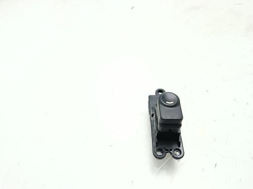 Used Right rear window switch HYUNDAI i30 (FD) [2007-2012]  28570998