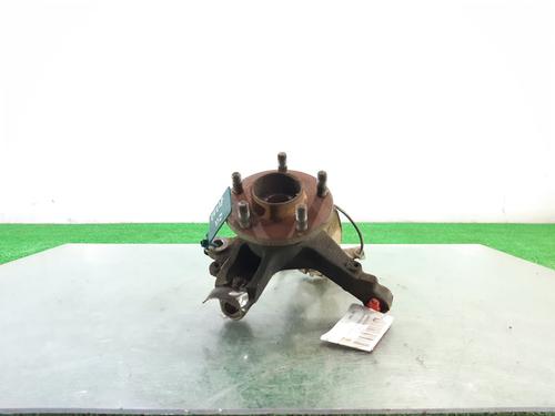 Used Left front steering knuckle Left front steering knuckle FORD C-MAX (DM2) 1.6 TDCi (109 hp) 8913262 8913262