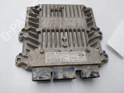 Used Engine control unit (ECU) FORD FIESTA V (JH_, JD_) [2001-2014]  32495070