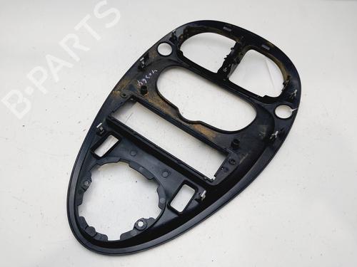 Middle console CITROËN XSARA PICASSO (N68) 2.0 HDi | BP31305874I22
