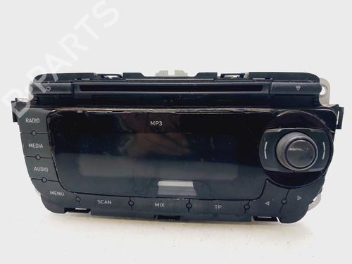 Used Radio SEAT LEON (1P1) 1.9 TDI (105 hp) 30055192