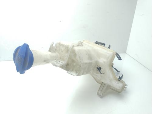 Used Windscreen washer tank KIA SPORTAGE IV (QL, QLE) [2015-2022]  30660597