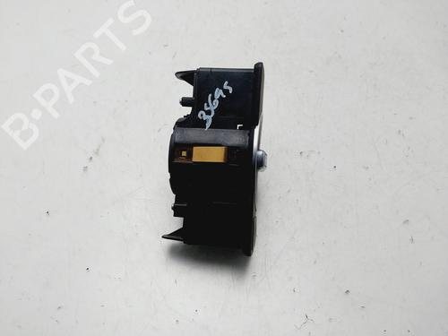 Used Headlight switch MERCEDES-BENZ A-CLASS (W176) A 180 (176.042) (122 hp) 27269769
