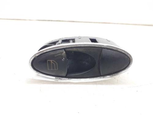 Used Right rear window switch MERCEDES-BENZ E-CLASS (W211) E 320 CDI (211.026) (204 hp) 2890924