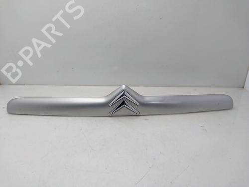 Used Tailgate handle Tailgate handle CITROËN XSARA Coupe (N0) 1.9 D (70 hp) 36384848 36384848