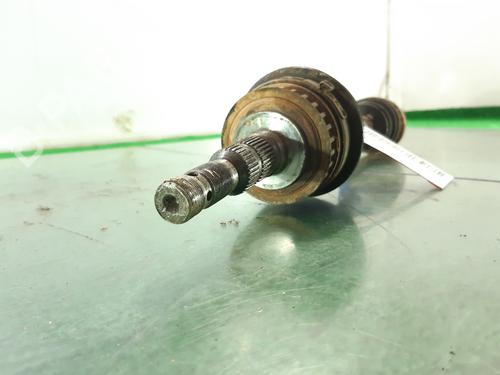 Left front driveshaft OPEL VECTRA B (J96) 1.6 i 16V (F19) | BP9747770M38 