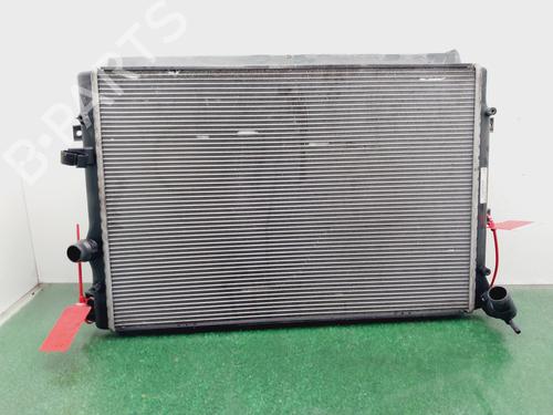 Used Water radiator VW TIGUAN (5N_) [2007-2018]  32411094