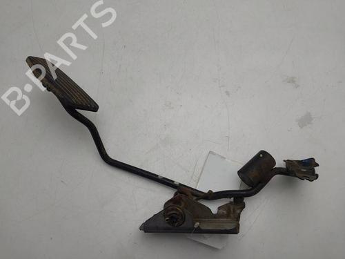 Used Pedal Pedal MITSUBISHI PAJERO II (V3_W, V2_W, V4_W, V5_W) 2.5 TD 4WD (V24W) (99 hp) 40022376 40022376
