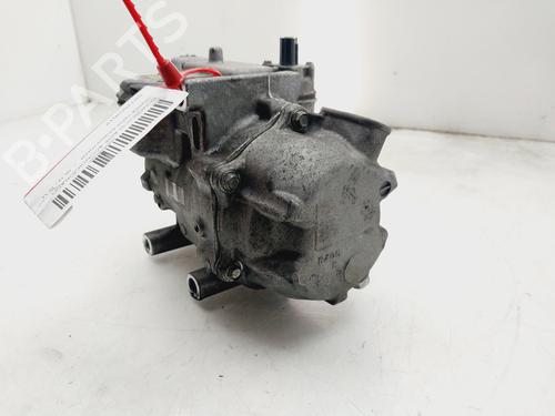 Used AC compressor TOYOTA YARIS (_P13_) 1.5 Hybrid (NHP130_, NHP130) (101 hp) 20110932