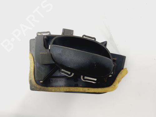 Used Front left interior door handle PEUGEOT 206 Hatchback (2A/C) [1998-2012]  29967405