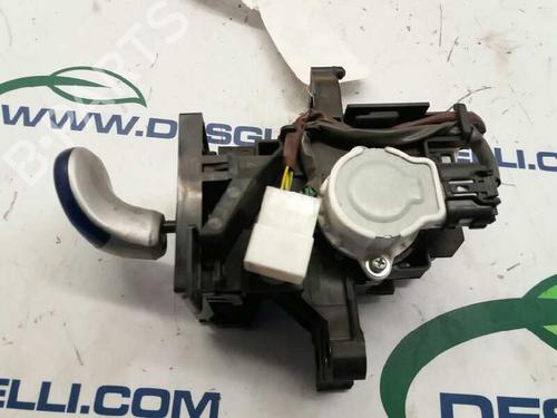 Gear lever TOYOTA PRIUS (_W3_) 1.8 Hybrid (ZVW3_) | BP7421647M90 