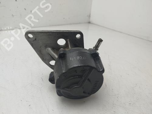 Used Vacuum pump CITROËN XSARA Coupe (N0) 1.9 D (70 hp) 32403113
