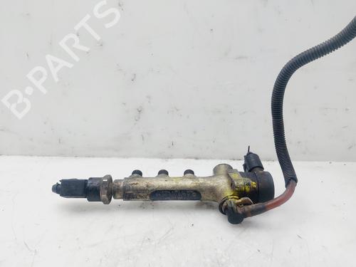 Used Injection rail MERCEDES-BENZ M-CLASS (W163) [1998-2005]  25844975