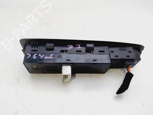 Left front window switch HYUNDAI ELANTRA III (XD) 2.0 CRDi | BP24426685I27 