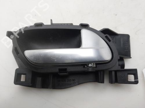 Højre bagtil invendig håndtag Højre bagtil invendig håndtag CITROËN DS4 (NX_) [2011-2015] 33973799 33973799