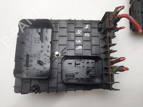 Fuse box VW GOLF V (1K1) 2.0 GTI | BP38285388E1 - Image 2
