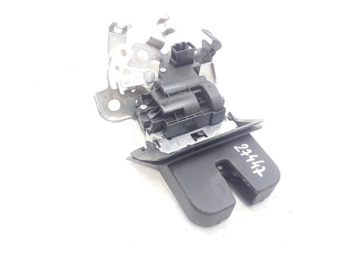 Used Tailgate lock Tailgate lock SEAT LEON ST (5F8) 1.6 TDI (105 hp) 9975947 9975947