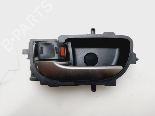 Used Rear left interior door handle TOYOTA YARIS (_P13_) [2010-2020]  30352049