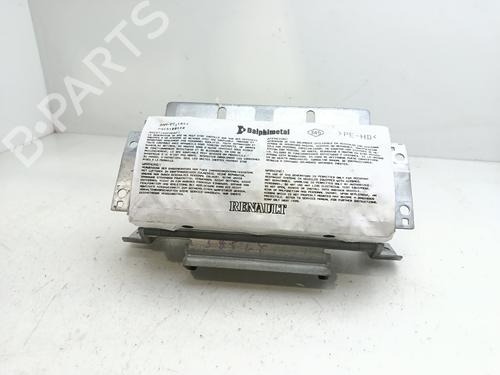 Used Passenger airbag RENAULT CLIO III (BR0/1, CR0/1) 1.4 16V (98 hp) 30133508