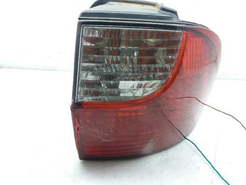 Used Right taillight HYUNDAI H-1 / STAREX Bus (A1) 2.5 CRDi (140 hp) 3337929