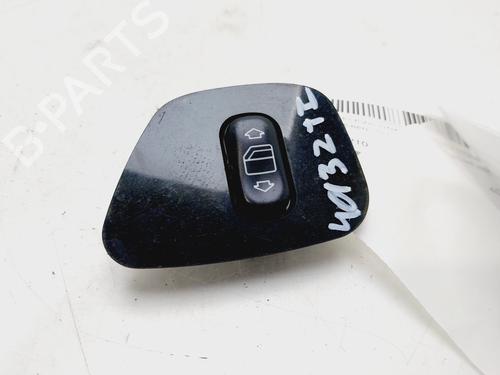 Used Left rear window switch MERCEDES-BENZ E-CLASS T-Model (S210) E 320 T CDI (210.226) (197 hp) 30717892