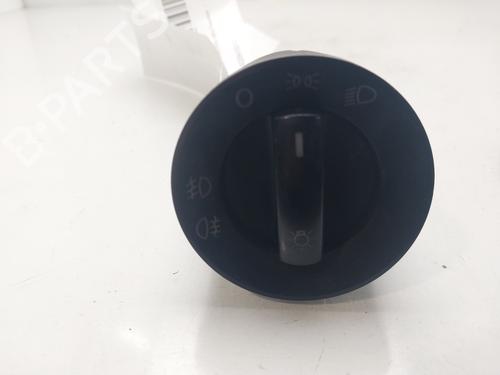 Used Headlight switch VW POLO (9N_, 9A_) 1.4 TDI (75 hp) 16356575