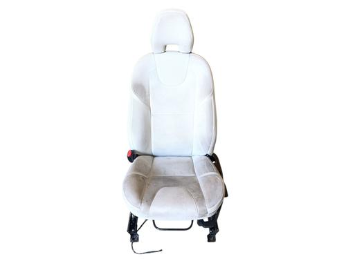 Used Left front seat VOLVO V40 Hatchback (525) D2 (114 hp) 31586750