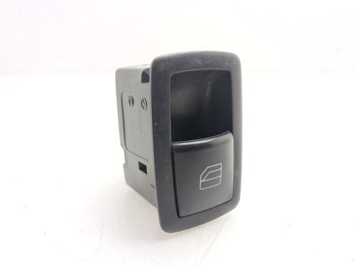 Used Right front window switch Right front window switch 37262091 37262091