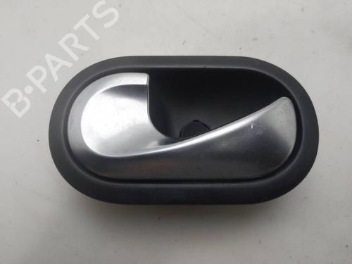 Maniglia interna anteriore sinistra Maniglia interna anteriore sinistra RENAULT CLIO III (BR0/1, CR0/1) [2005-2014] 39717787 39717787