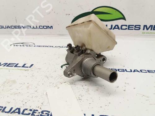 Used Brake master cylinder PEUGEOT 5008 (0U_, 0E_) 2.0 HDi 150 / BlueHDi 150 (150 hp) 2916758