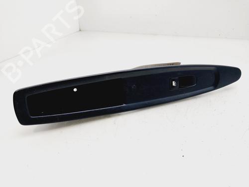 Used Right front window switch CITROËN C4 Coupe (LA_) [2004-2013]  30467410