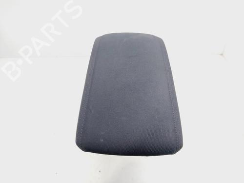 Used Armrest / Center console AUDI A3 (8V1, 8VK) 2.0 TDI (150 hp) 28319870